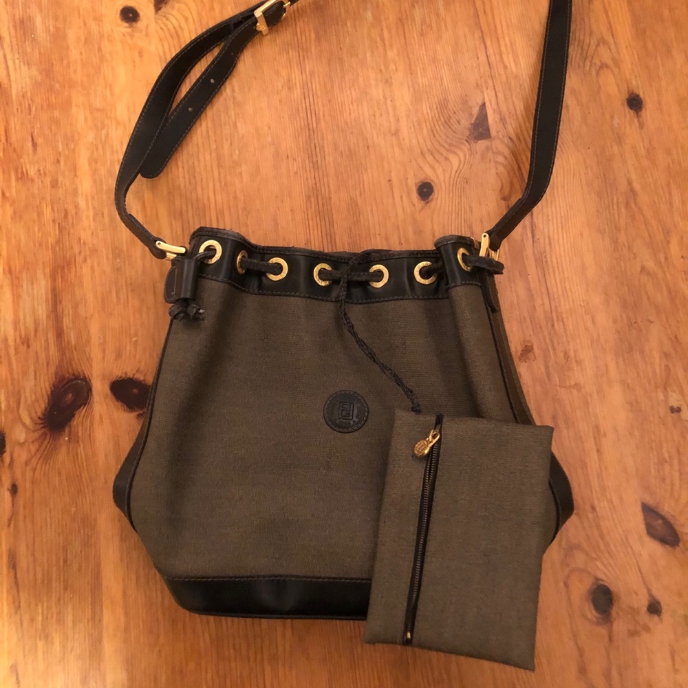 ❌SOLD❌ Fendi Crossbody/Shoulder Bag